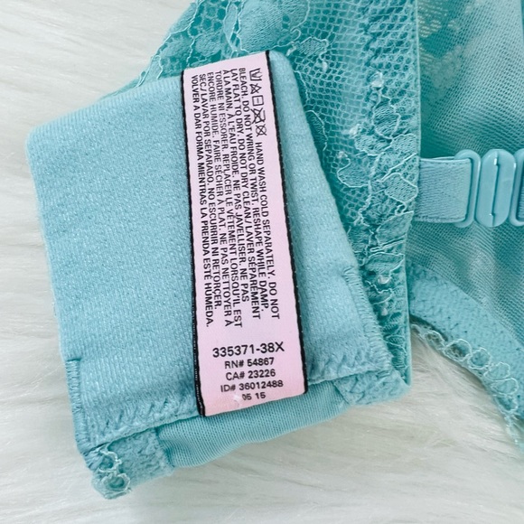 Victoria’s Secret Body by Victoria Lined Demi Bra 34D - Picture 10 of 10